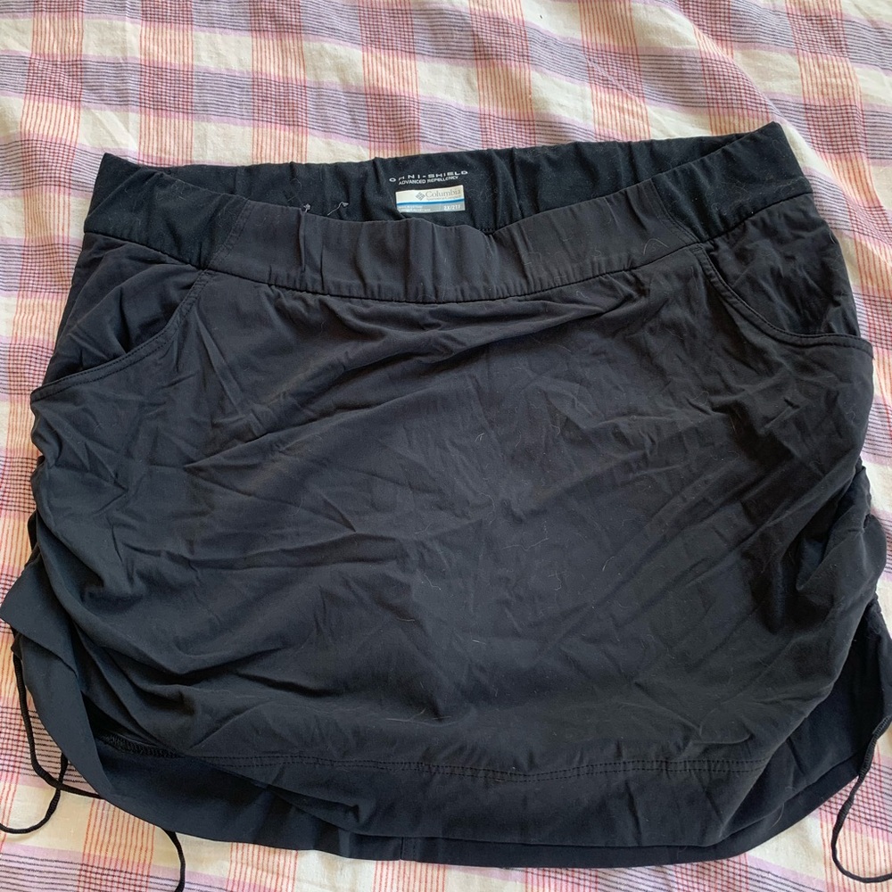 ⚡️5 for $25⚡️ Columbia Black Omni-Shield Skirt with Ruched Sides 2X